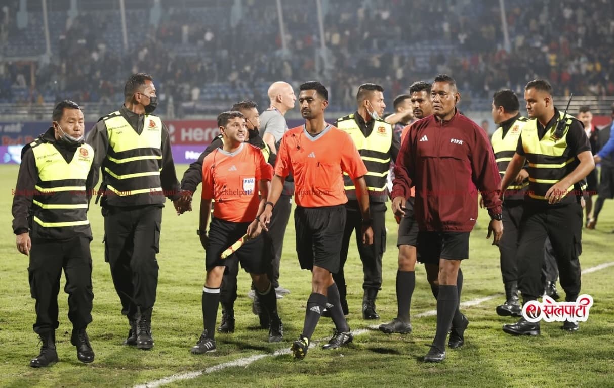 मणिलाई रातो कार्ड दिने रेफ्रीमाथि छानबिन हुने !