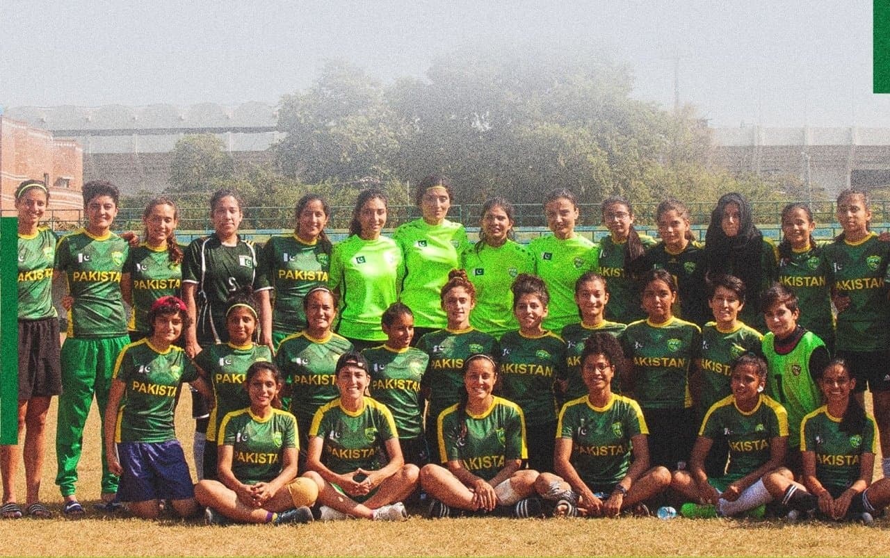 पाकिस्तानले महिला साफ खेल्ने