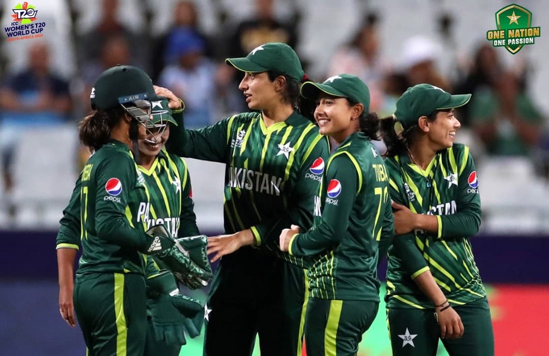 अलीको शतकमा पाकिस्तानको पहिलो जित