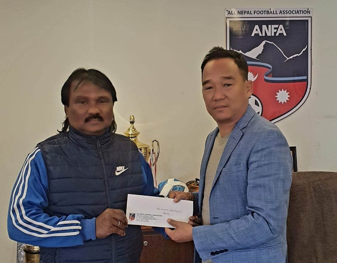 पारस महिला टिमको सहायक प्रशिक्षक नियुक्त