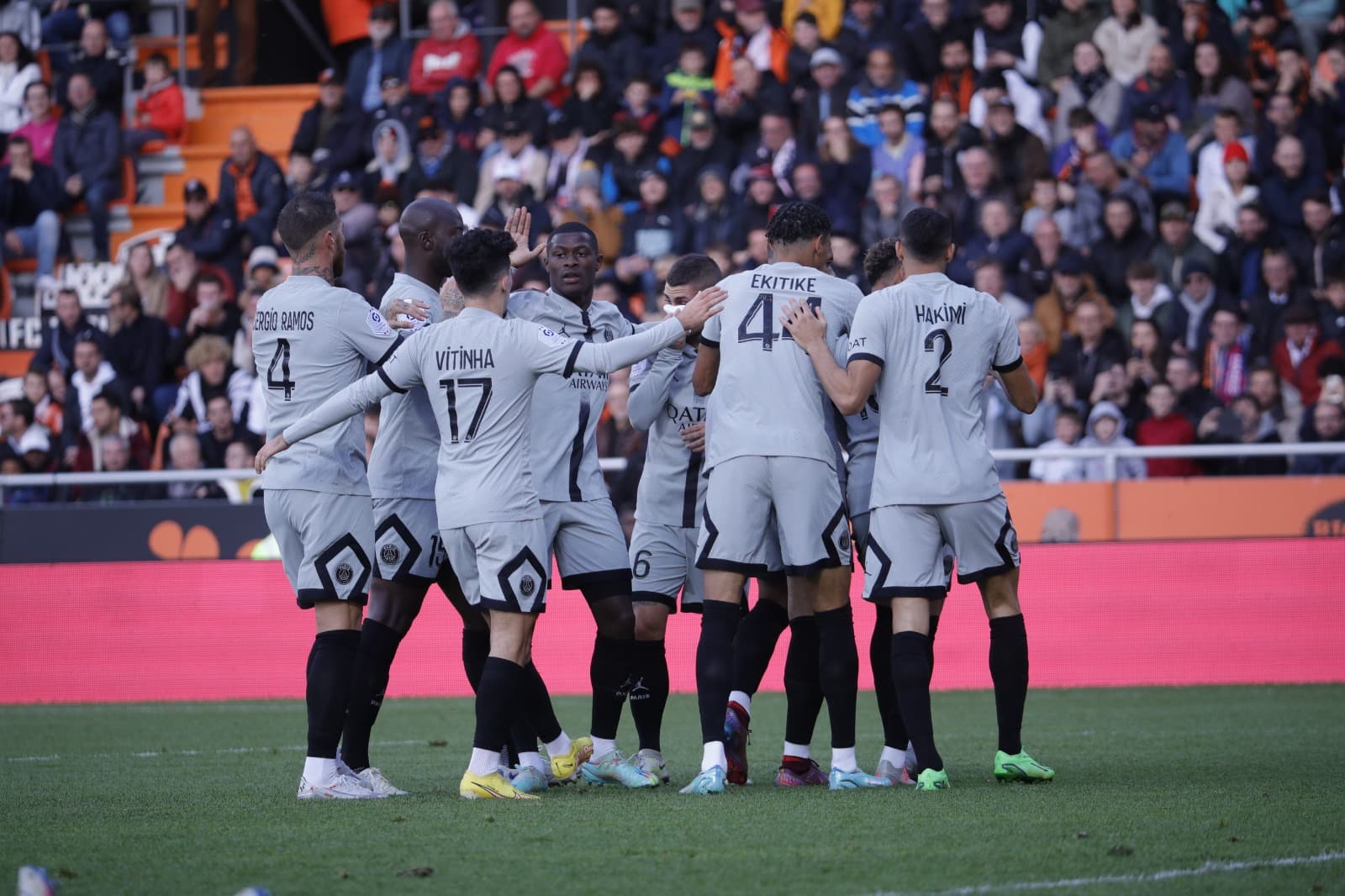 नेयमार चम्कदा पीएसजीको जित