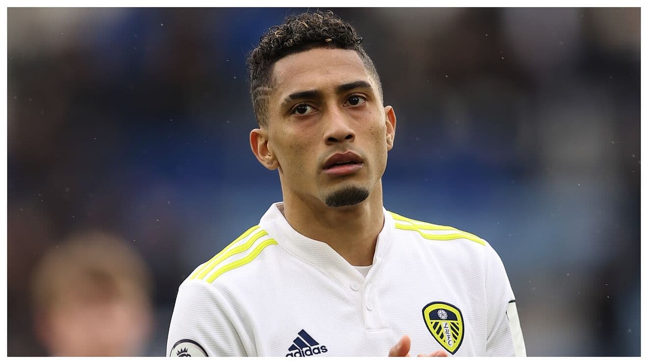 राफिन्हा बार्सिलोनामा अनुबन्धित