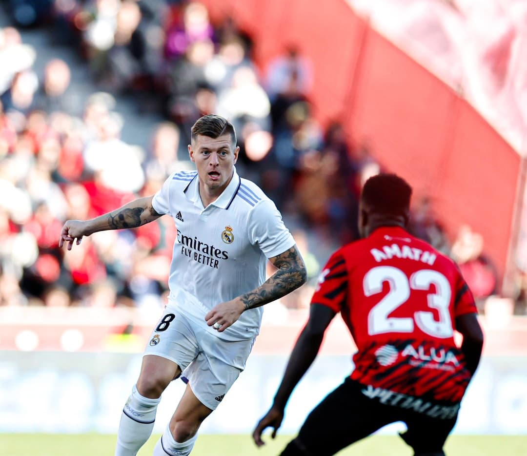 आत्मघाती गोलमा रियल पराजित