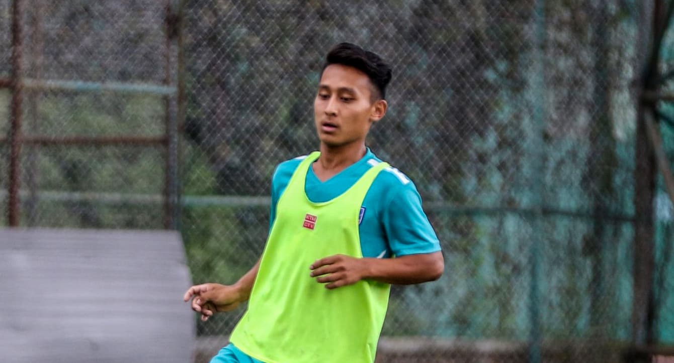 फरवार्ड रोहितसहित ३ खेलाडी खुमलटारमा अनुबन्धित