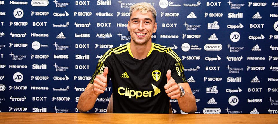 लिड्समा स्पेनिस मिडफिल्डर अनुबन्धित