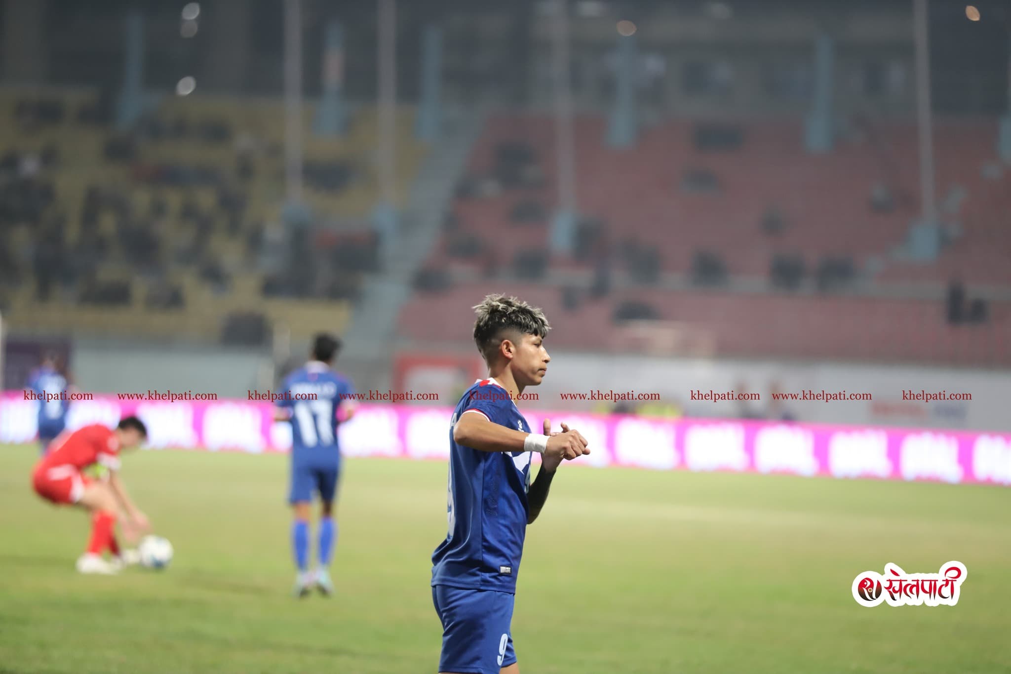 नेपाल र थाइल्यान्ड भिड्दै