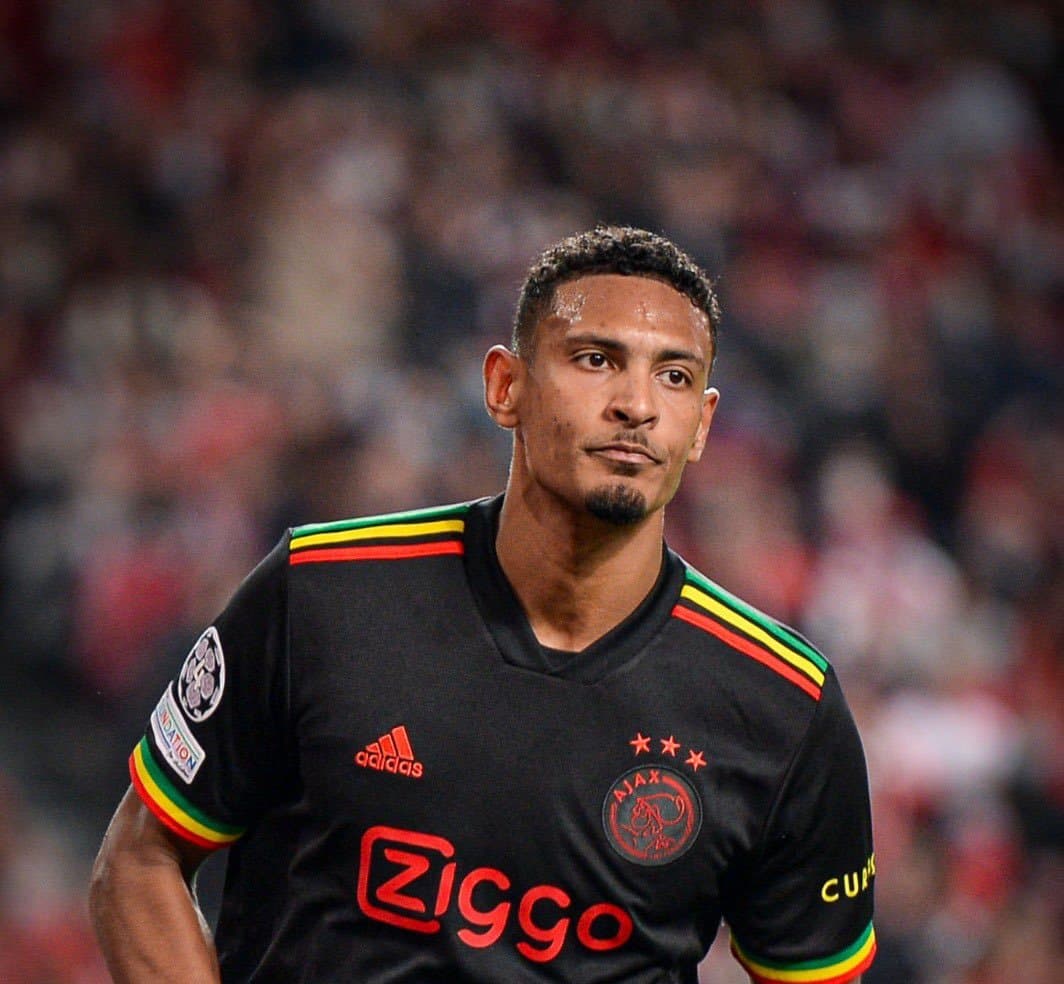 सेबास्टियनलाई अण्डकोषको क्यान्सर, प्रशिक्षण छाडे