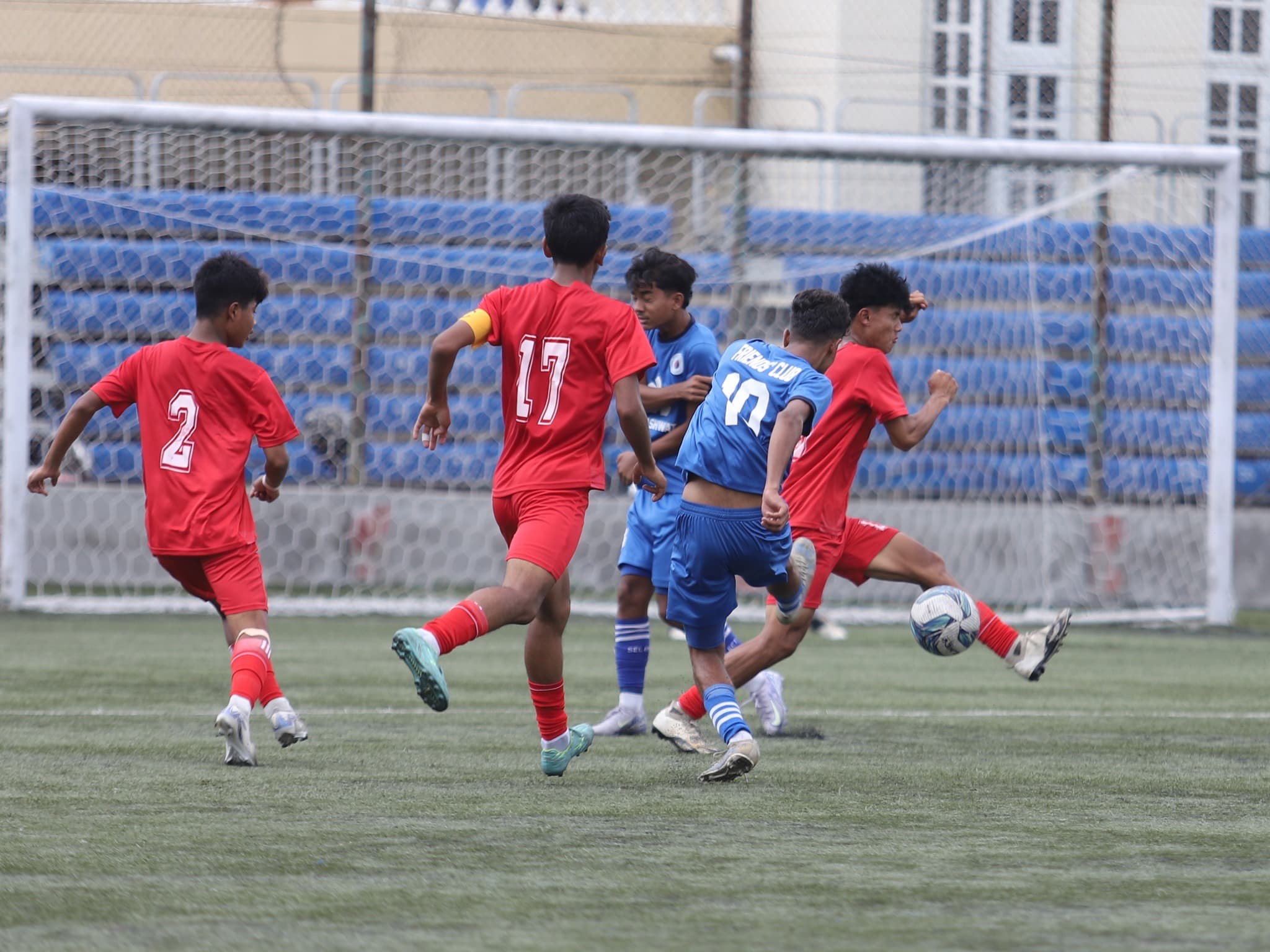 शेर्पा र फ्रेन्ड्सले अंक बाँडे