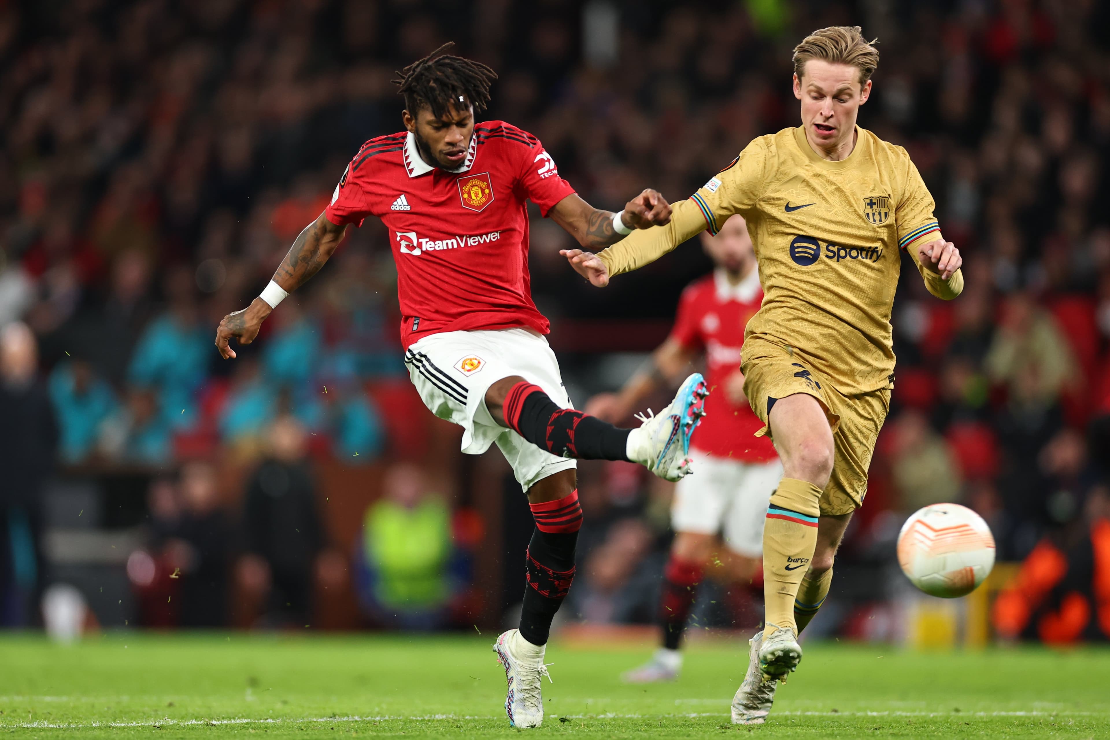 बार्सिलोनालाई हराउँदै युनाईटेड अन्तिम १६ मा