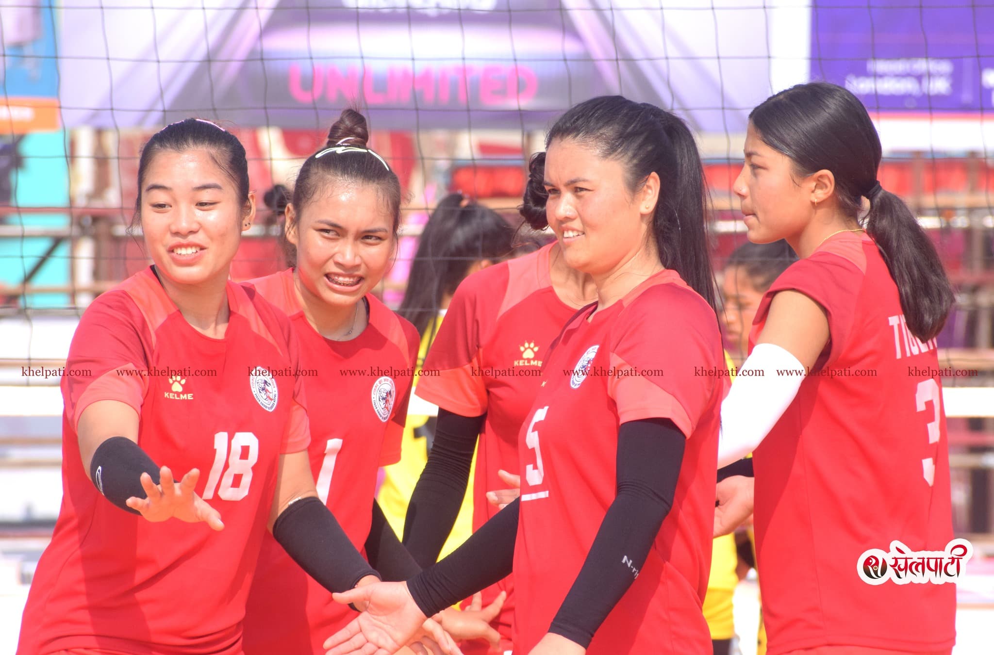 अस्ट्रेलिया लाग्दै अरुणा