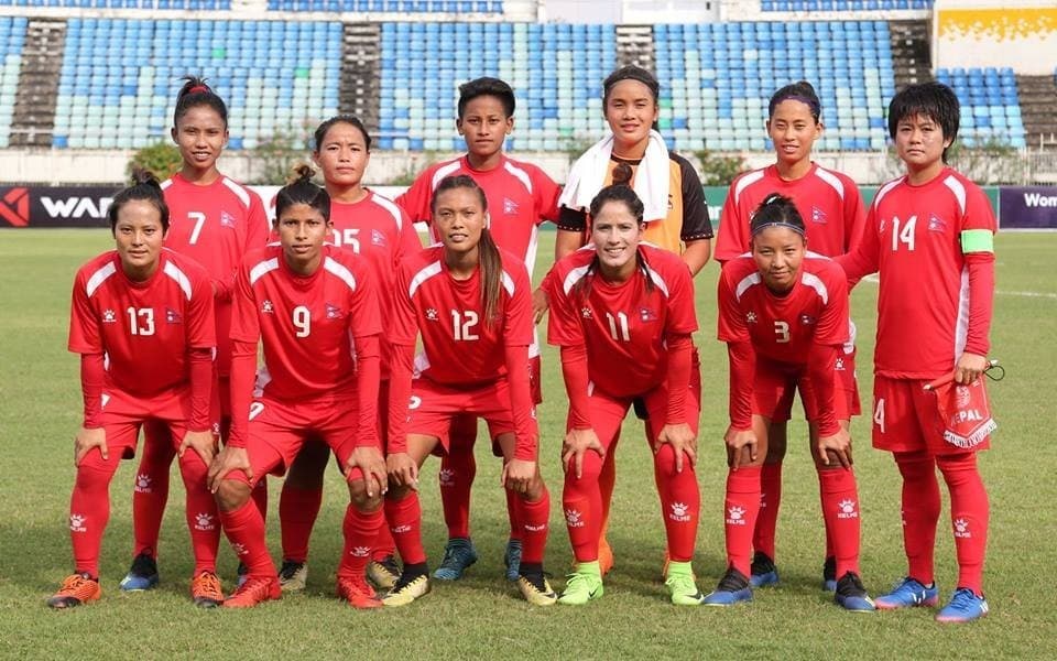 महिला फुटबल – पहिलो खेल श्रीलंकासंग