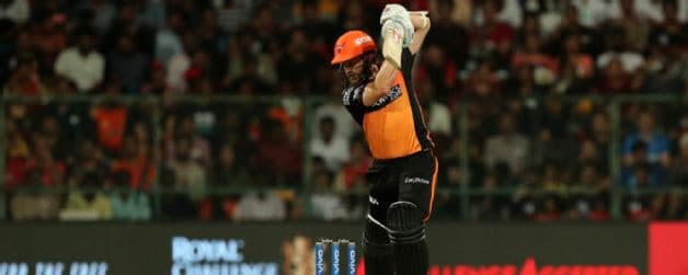 बैङ्गलोरलाई हैदरावादकाे १ सय ७६ रनको लक्ष्य