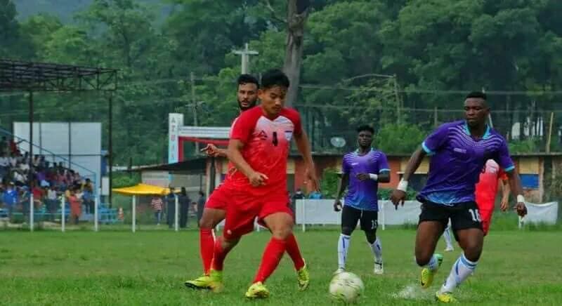 क्यामरुनको एभेनिर अन्तिम चारमा