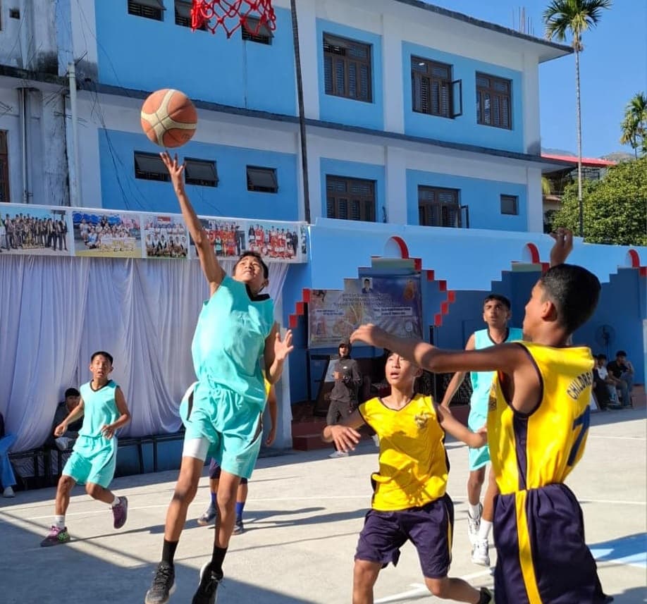 धरान होलिल्याण्ड, डिपो र कार्मेल स्कुल बिजयी