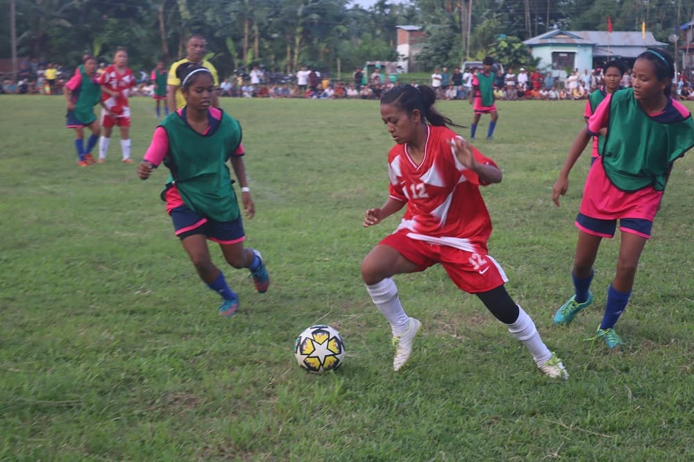 उपाधिका लागि जुनतारा र धनकुटा भिड्ने