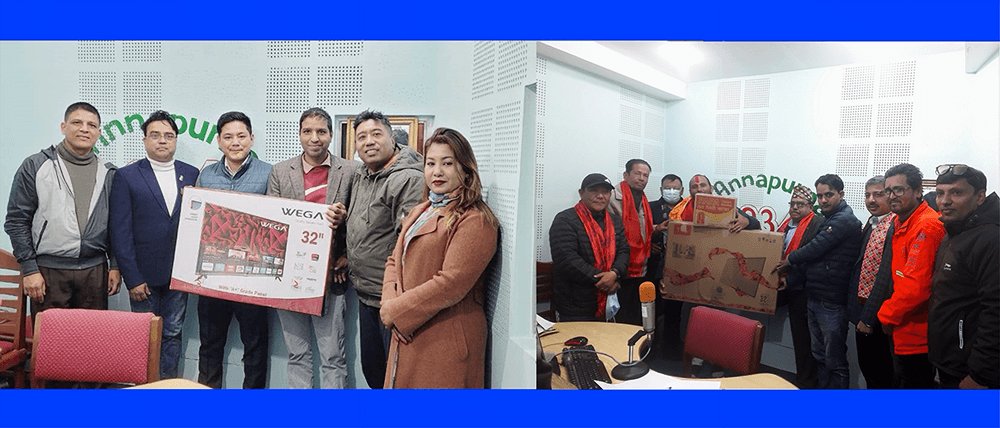 लामिछाने र बस्नेत रेडियो अन्नपूर्णको 'गोल्डकप महापण्डित' घोषित