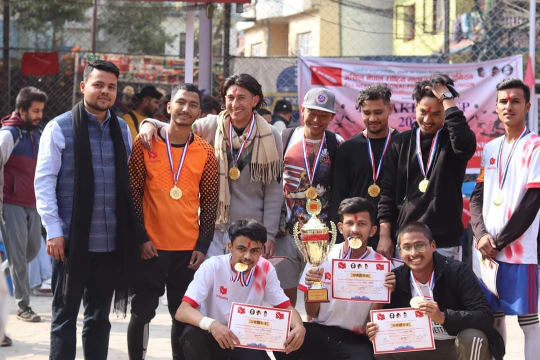 हिमालयन ह्वाइट हाउसलाई उपाधि