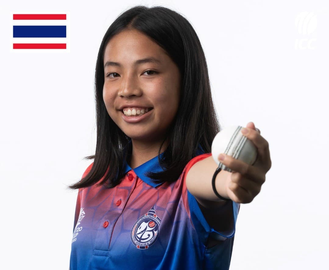 थिप्चाले गरिन् लगातार चार खेलाडीलाई बोल्ड