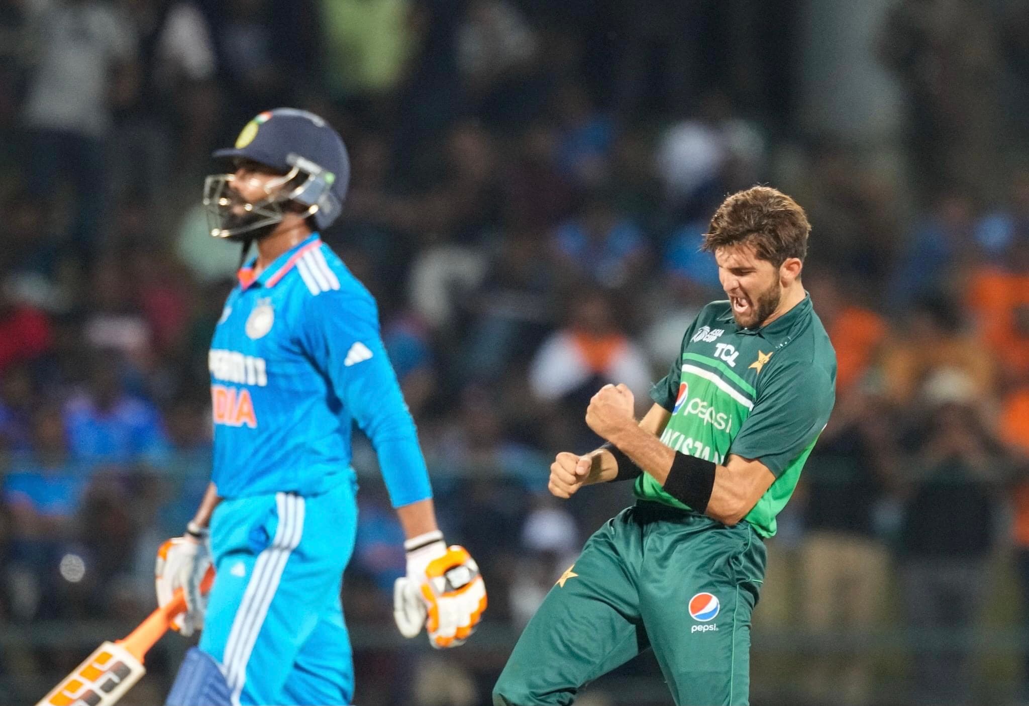 भारतद्वारा पाकिस्तानलाई २६७ रनको लक्ष्य