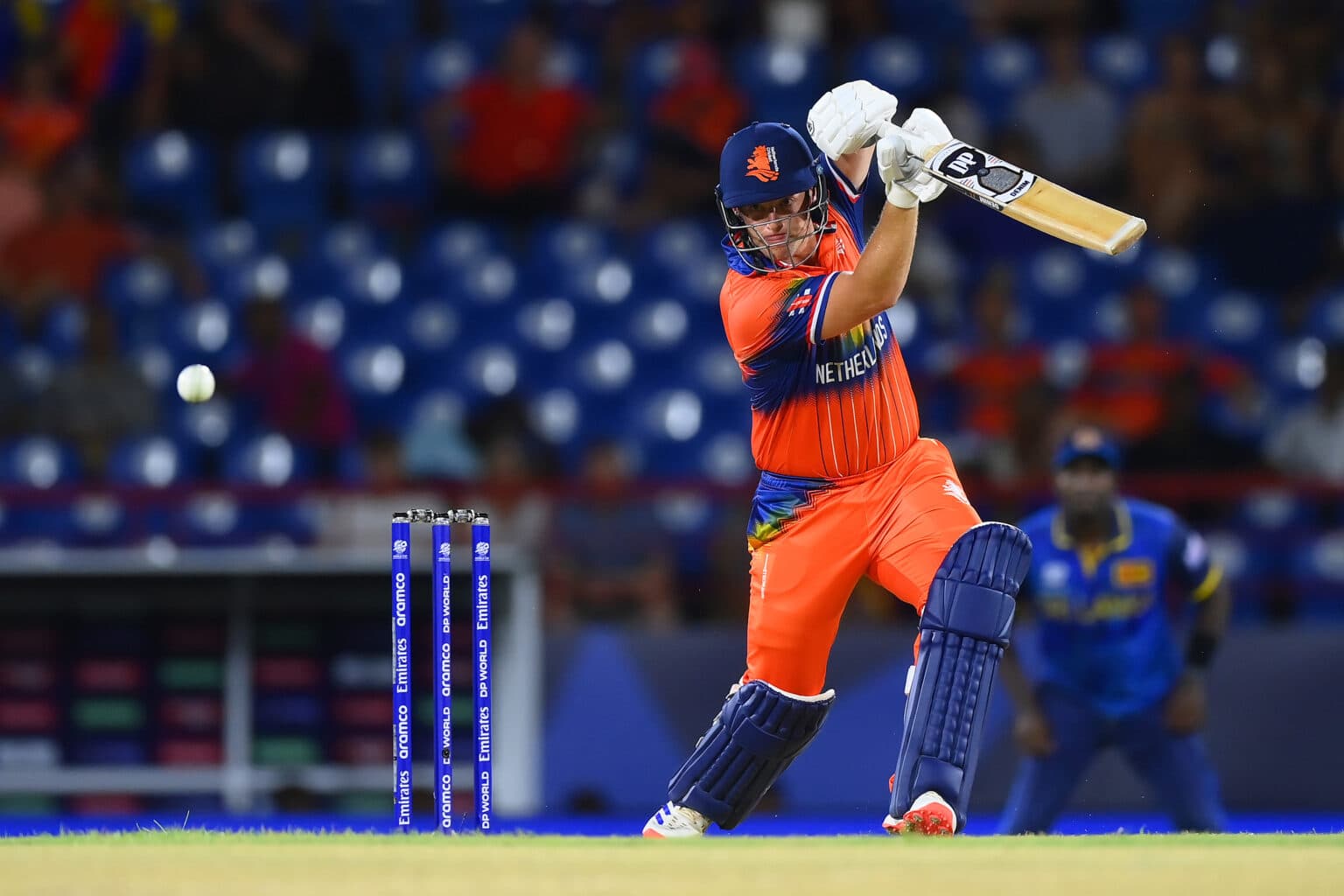 काठमाडौंमा भित्रिए नेदरल्यान्ड्सका ब्याटर लेभिट