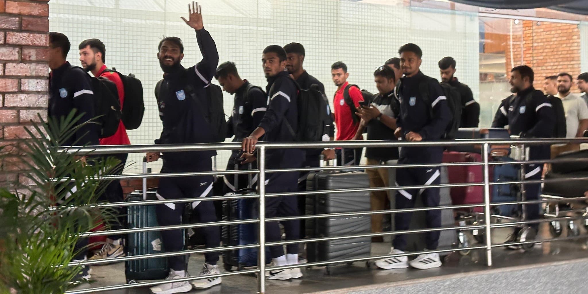 विशेष उडानमार्फत ढाका फर्किँदै बंगलादेशी खेलाडी