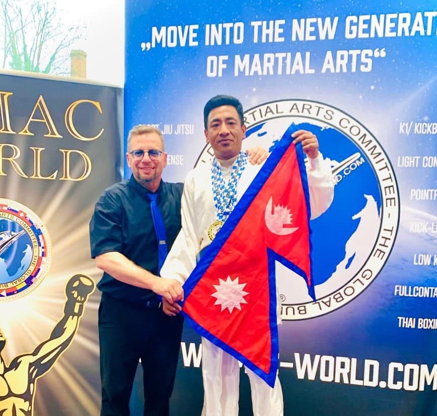 सुजनलाई दोहोरो स्वर्ण