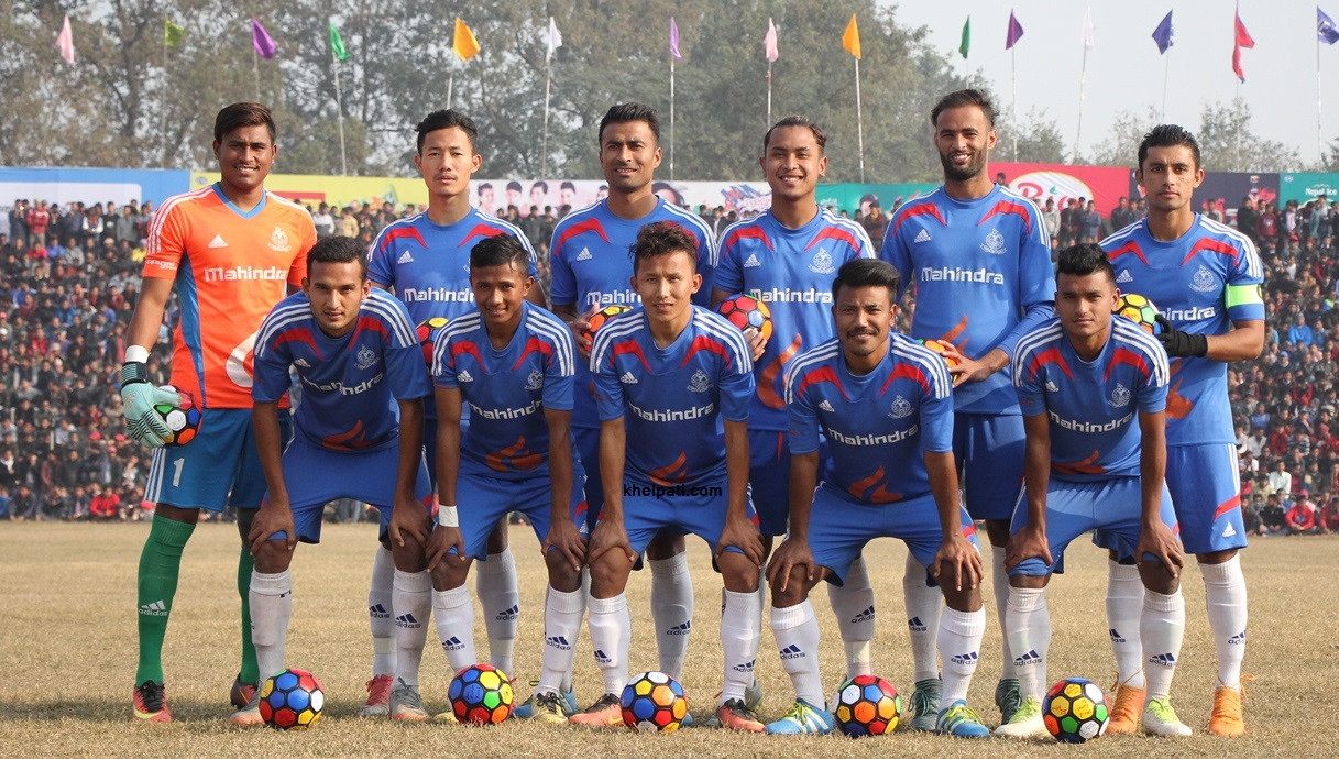 थ्रीस्टार र एपीएफ  भिड्दै