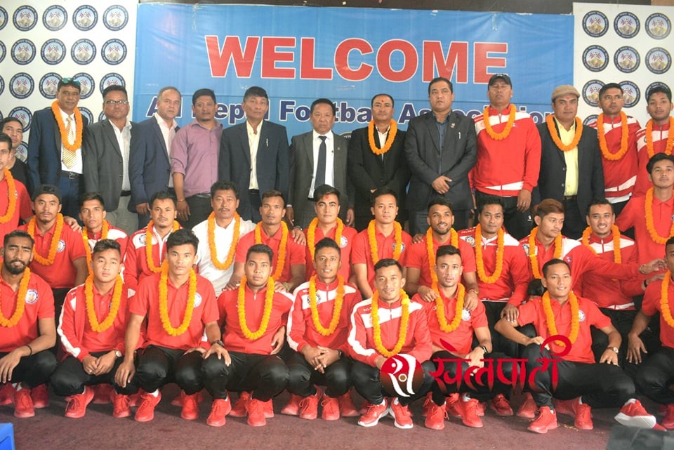 बंगबन्धु खेल्ने फुटबल टिमको बिदाई