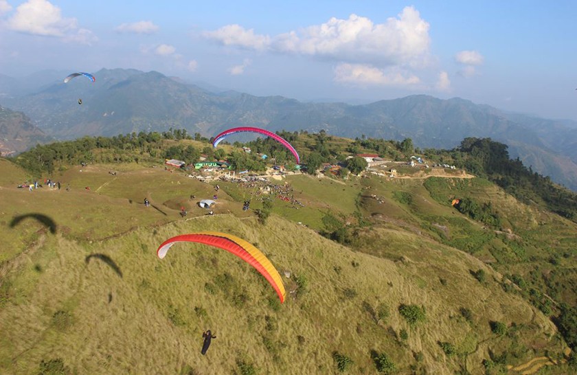 प्याराग्लाईडिङमा मिश्रित नतिजा