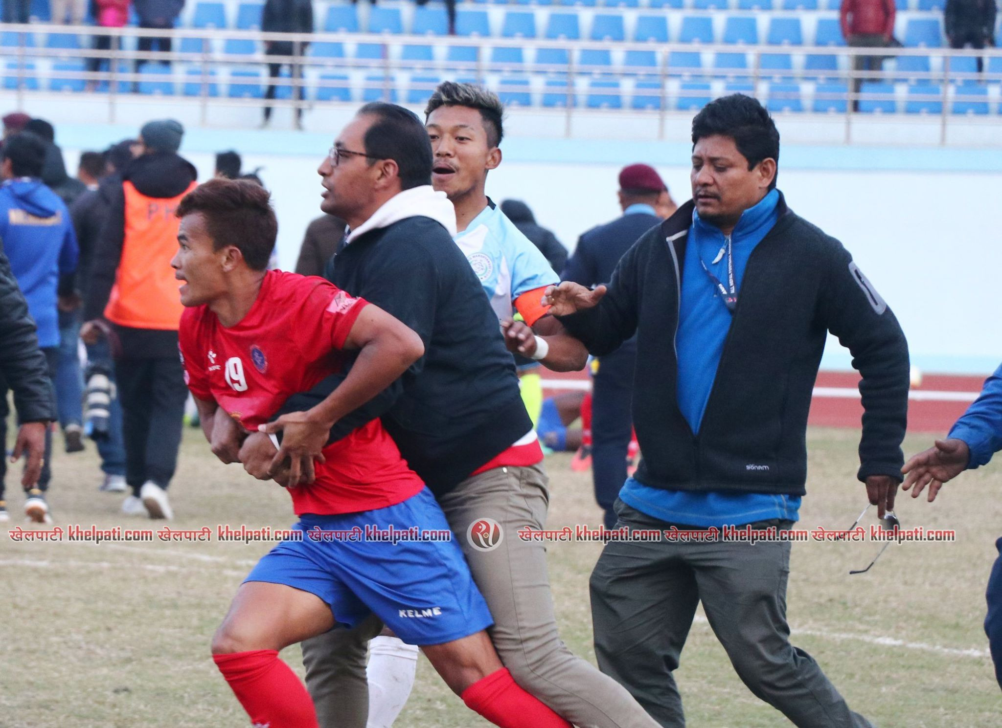 मछिन्द्र र मनाङका ६ खेलाडीलाई प्रतिबन्ध !