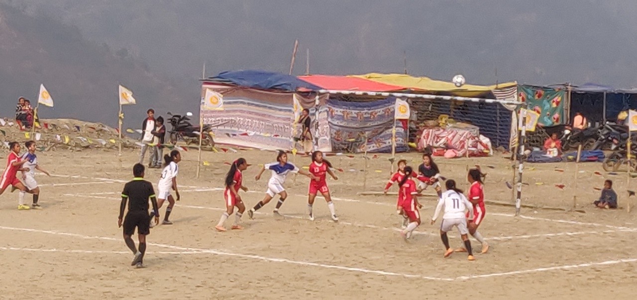 दमकको रोयललाई उपाधि