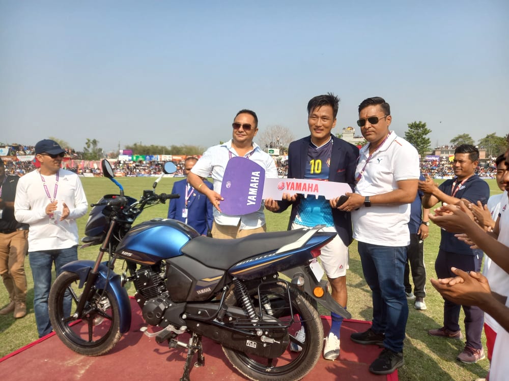 विशाल ‘ए’ लाई लाइफ टाइभ अचिभमेन्ट अवार्ड