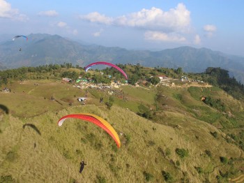 प्याराग्लाईडिङमा मिश्रित नतिजा