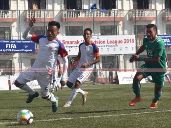 पहिलो हाफमा आर्मी र ब्रिगेड ब्वाईजको बराबरी