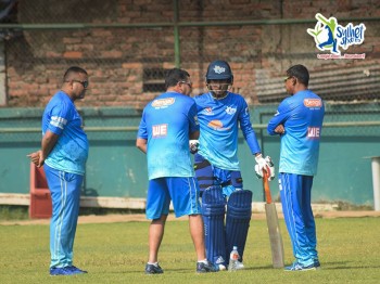 सन्दीपको डेब्युमा सिक्सर्स पराजित