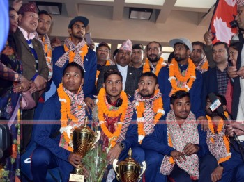 नेपाली राष्ट्रिय क्रिकेट टोलीलाई रेड कार्पेटमा स्वागत