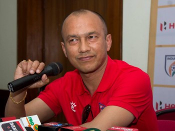 हरि खड्काविरुद्ध विशेष अदालतमा मुद्दा दायर