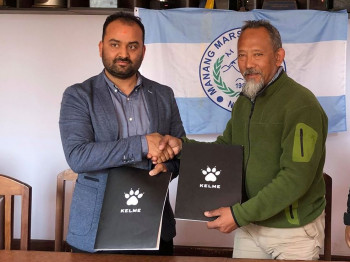 केल्मीसंग मनाङको तीन बर्षको सम्झौता
