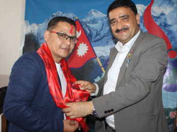 अध्यक्ष श्रेष्ठ उत्कृष्ट प्रशिक्षक अवार्डबाट सम्मानित हुने