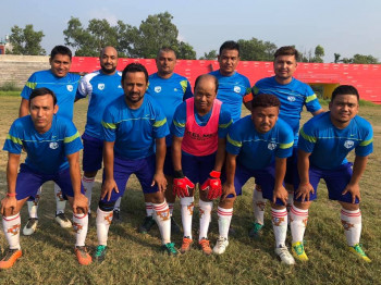 कैलाली फुटबल संघलाई उपाधि