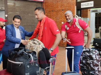 स्वदेश फर्किए राष्ट्रिय क्रिकेट टिम