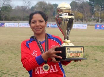 तीन नेत्रहीन महिला क्रिकेटरलाई प्रतिभा पुरस्कार