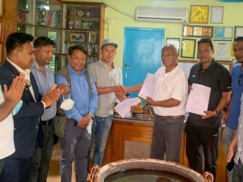 मनाङले पोखरामा फुटबल एकेडेमी संचालन गर्ने  