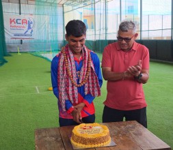 क्रिकेटर अभय यादव सम्मानित