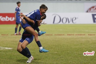नेपाल भोलि फर्किँदै रेखा