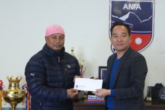 सहायक प्रशिक्षकको जिम्मेवारी सल्यानलाई