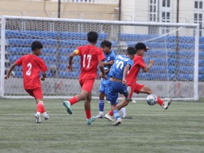 शेर्पा र फ्रेन्ड्सले अंक बाँडे