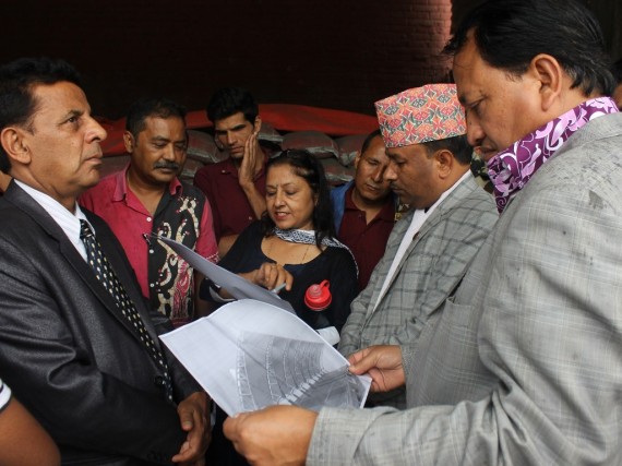 समयमै पूर्वाधार सम्पन्न गर्न खेलकुद मन्त्रीको निर्देशन