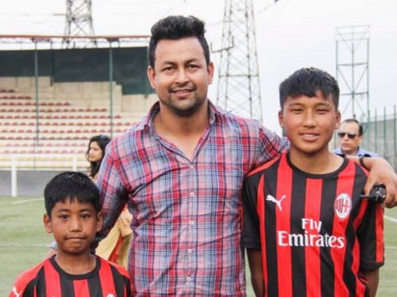 जुनियर फुटबल क्याम्पबाट नेल्शन र श्रीयान्स छनोट