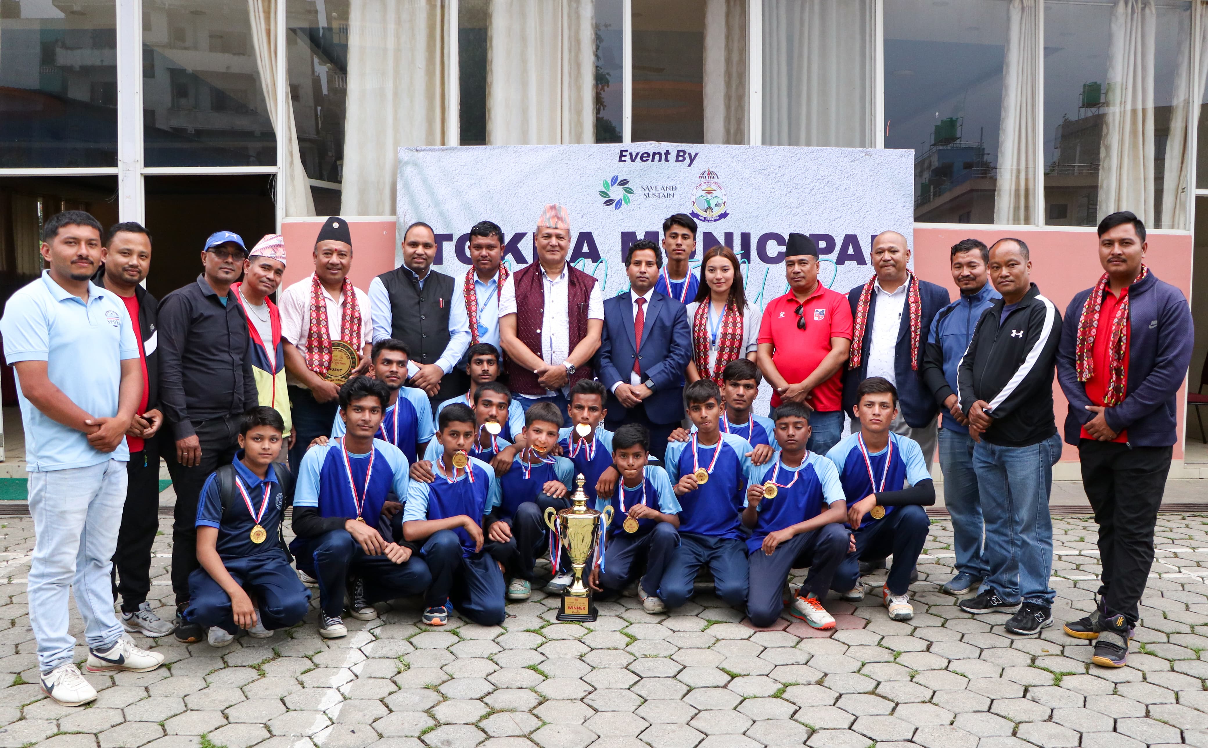 सत्य साई र सरस्वती संयुक्त विजेता
